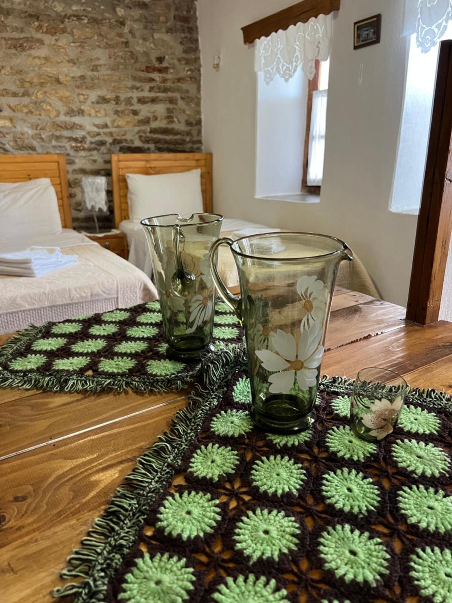 Guest House Salaria Gjirokastër Esterno foto